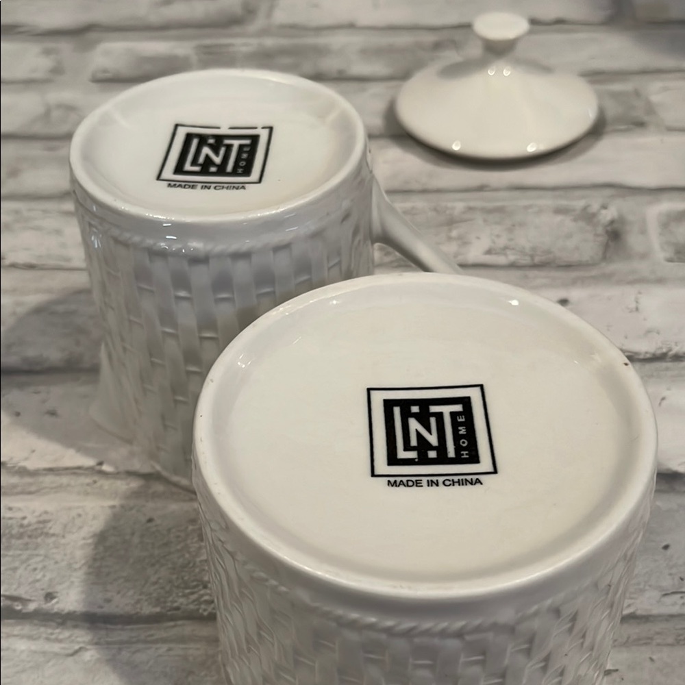 LNT home White Ceramic Sugar Bowl and Creamer Set - Picture 9 of 9
